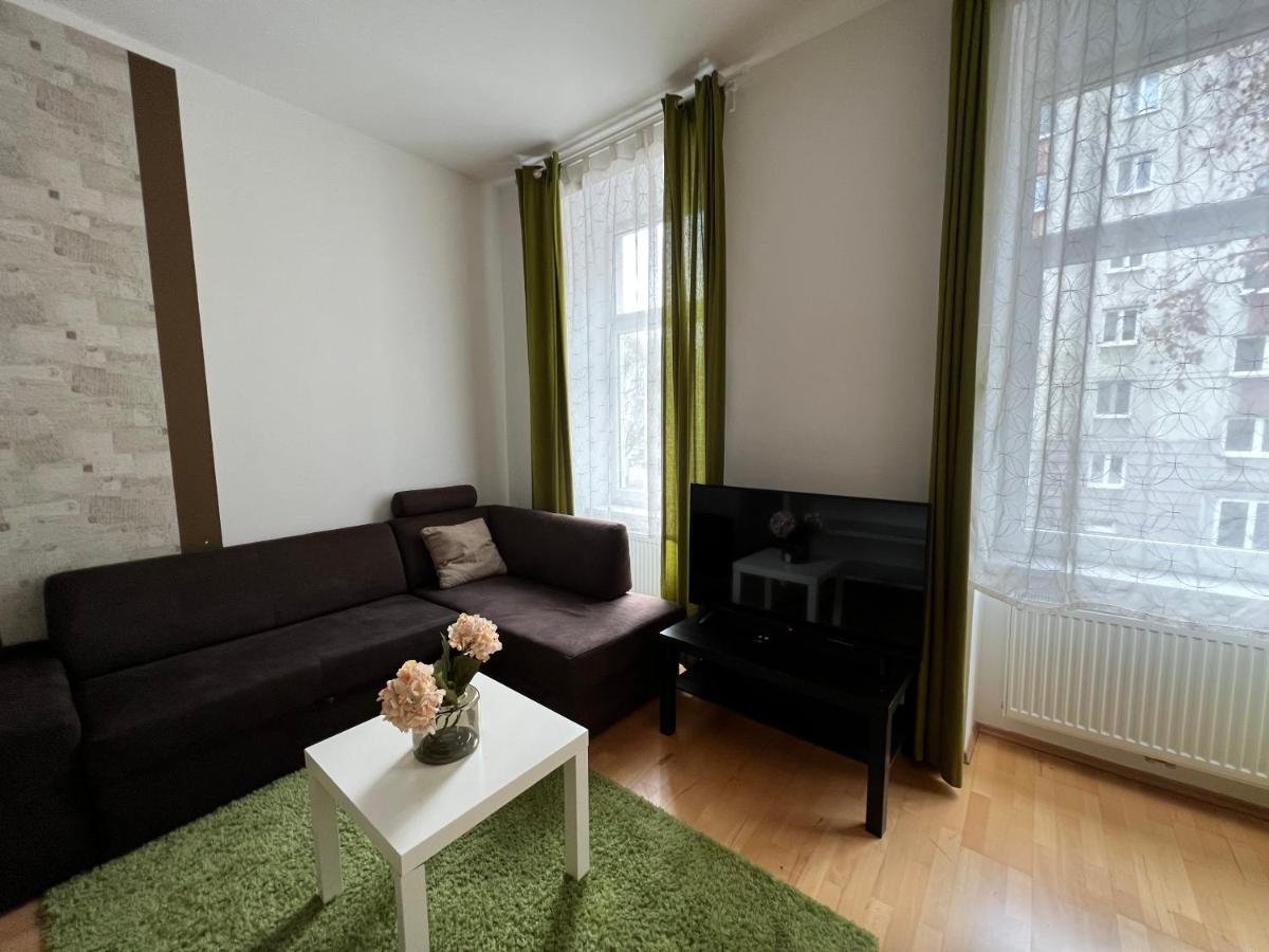 Cozy 2-Room Apartment Wien Eksteriør billede